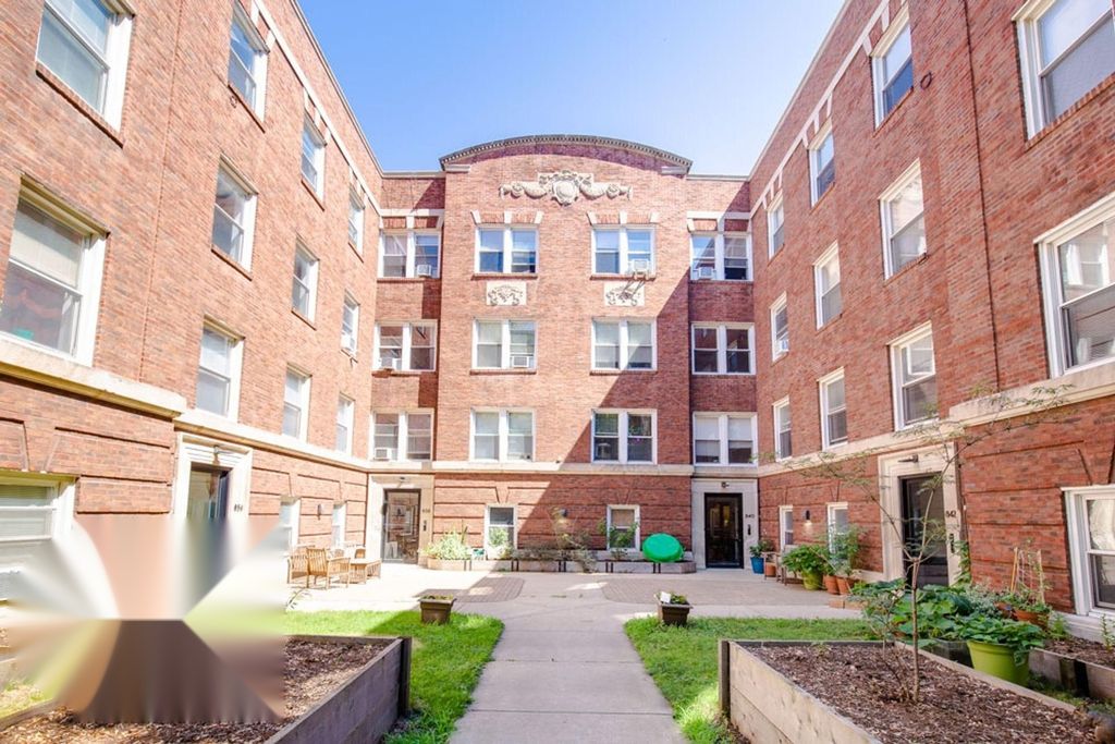 836 E 53rd Street 2S, Chicago, IL 60637