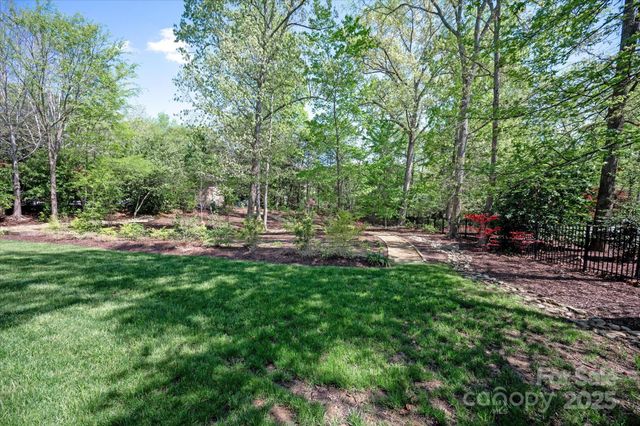 9901 Strike The Gold Lane, Waxhaw, NC 28173
