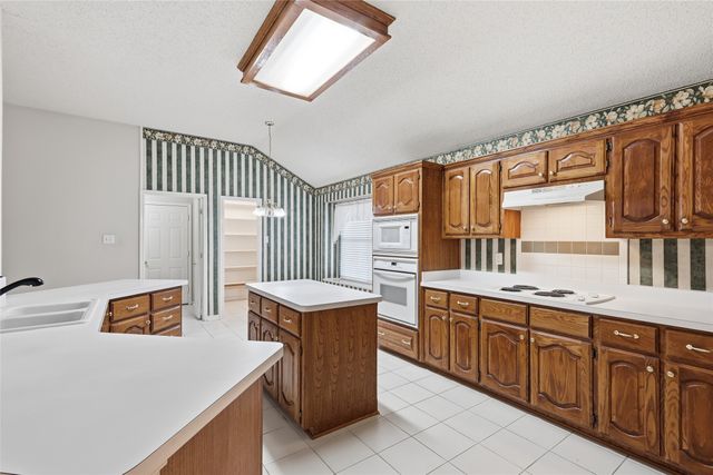 3611 Cedar Creek Lane, Sachse, TX 75048