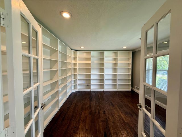 13455 Mill Grove Lane, Dallas, TX 75240