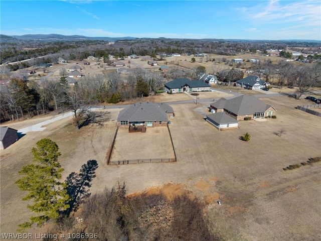 325 Stone Mountain Loop, Alma, AR 72921