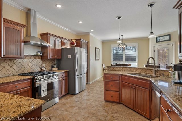 325 Stone Mountain Loop, Alma, AR 72921