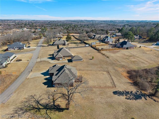 325 Stone Mountain Loop, Alma, AR 72921