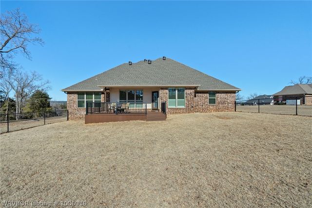 325 Stone Mountain Loop, Alma, AR 72921