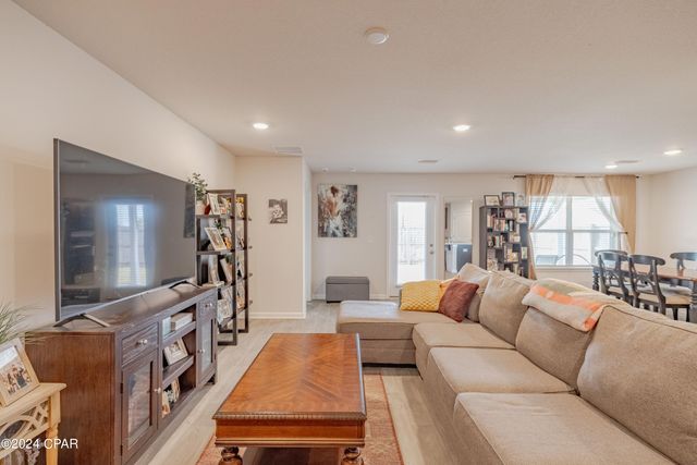 100 Red Bay Road, Callaway, FL 32404