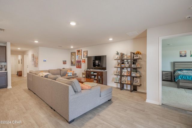 100 Red Bay Road, Callaway, FL 32404