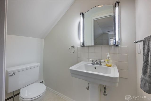 327 Harman Boulevard, Oakwood, OH 45419