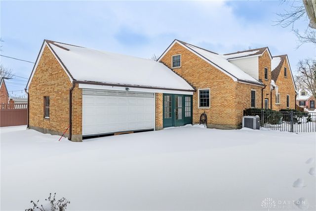 327 Harman Boulevard, Oakwood, OH 45419