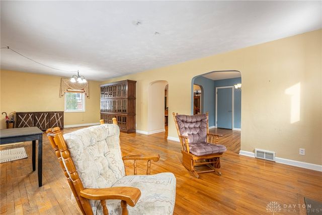 327 Harman Boulevard, Oakwood, OH 45419