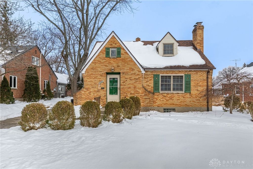 327 Harman Boulevard, Oakwood, OH 45419