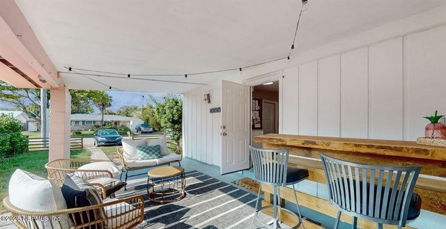 624 6TH Avenue N, Jacksonville Beach, FL 32250