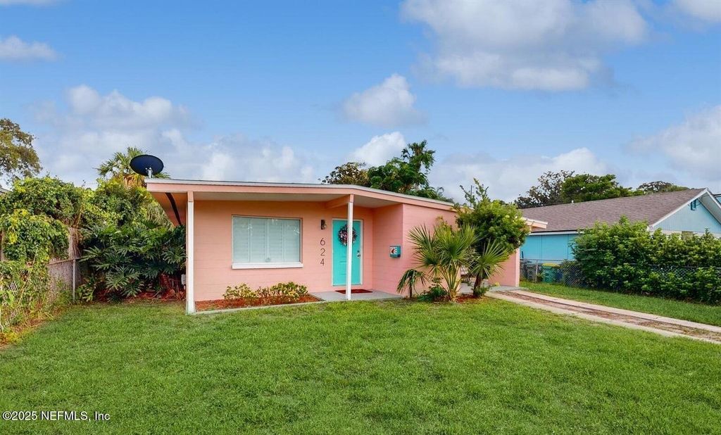 624 6TH Avenue N, Jacksonville Beach, FL 32250