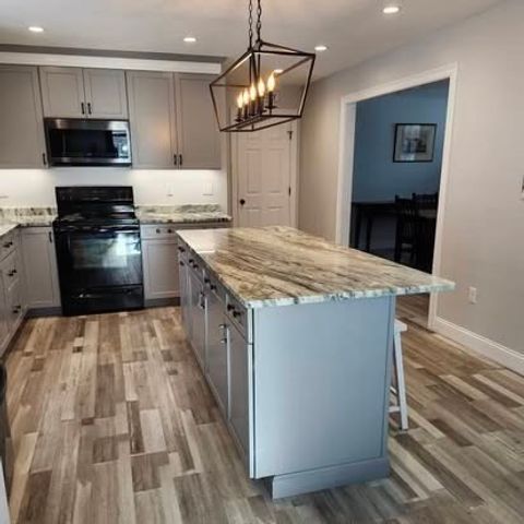 1310 N Brookfield Rd, Oakham, MA 01068