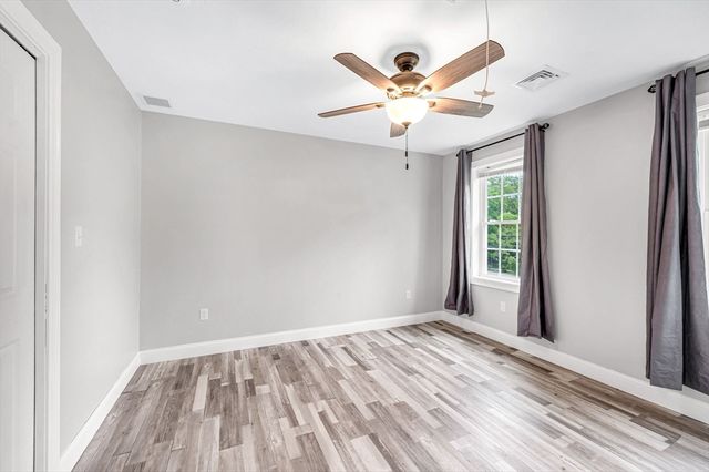 1310 N Brookfield Rd, Oakham, MA 01068