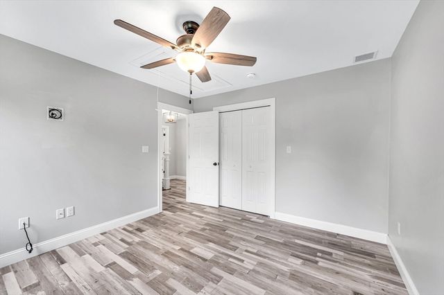 1310 N Brookfield Rd, Oakham, MA 01068