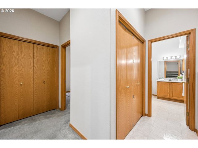 4816 Se REX Dr, Portland, OR 97206