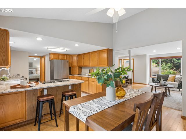 4816 Se REX Dr, Portland, OR 97206