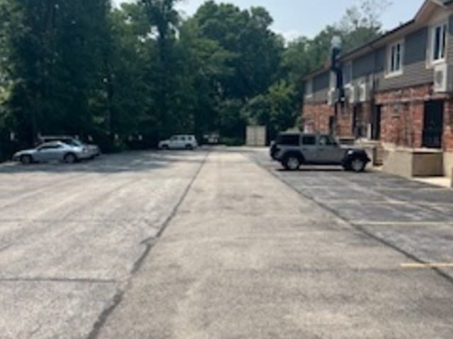 850 N State Street 208, Lockport, IL 60441