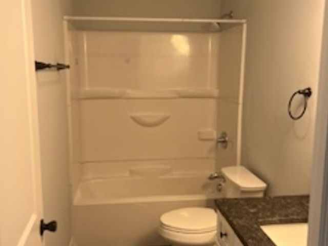 850 N State Street 208, Lockport, IL 60441
