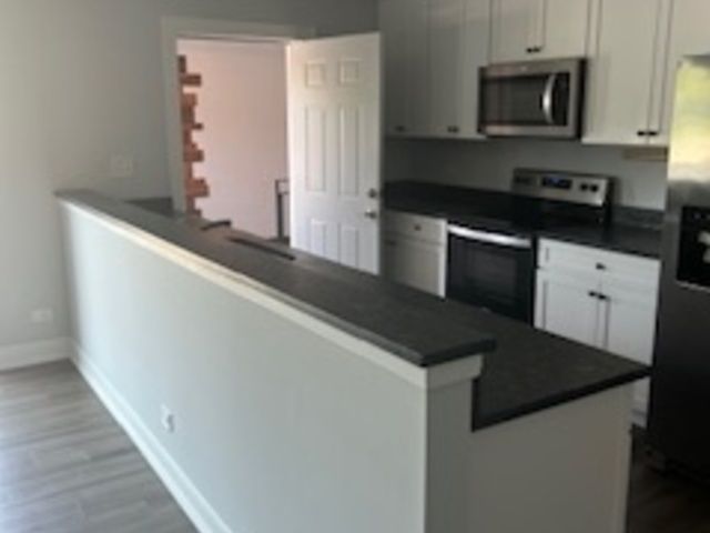 850 N State Street 208, Lockport, IL 60441