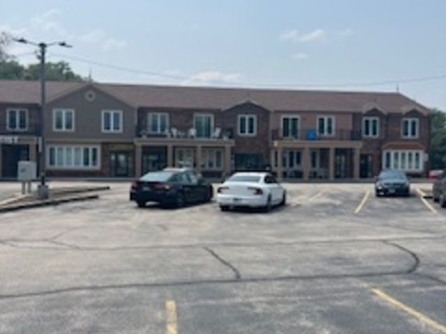 850 N State Street 208, Lockport, IL 60441