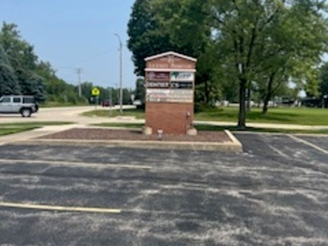 850 N State Street 208, Lockport, IL 60441