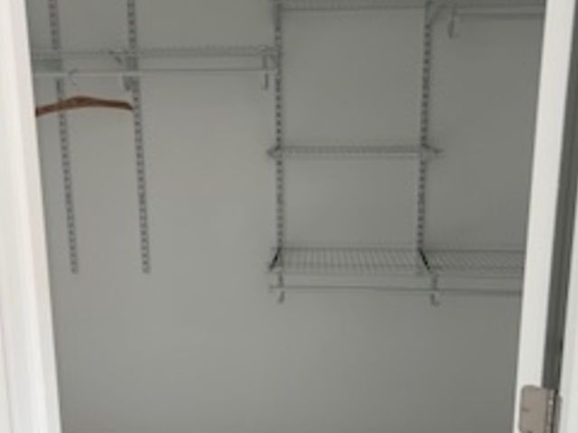 850 N State Street 208, Lockport, IL 60441