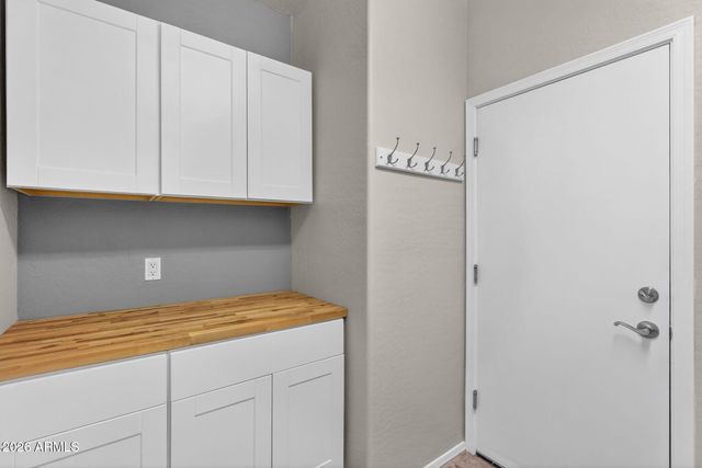 1969 E INDIGO Court, Gilbert, AZ 85298