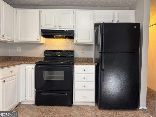 1882 CORDUROY Court, Lithonia, GA 30058