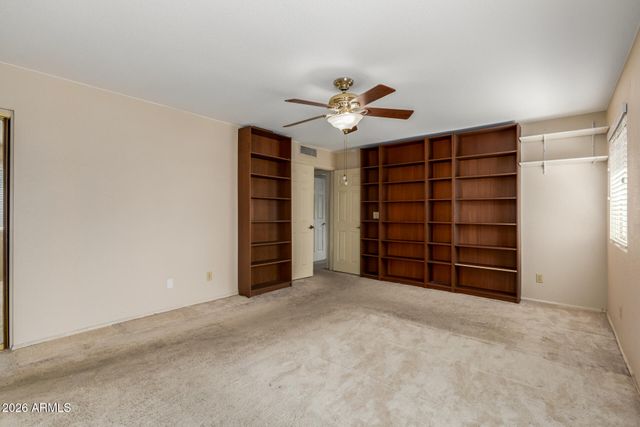 933 W OSAGE Avenue, Mesa, AZ 85210