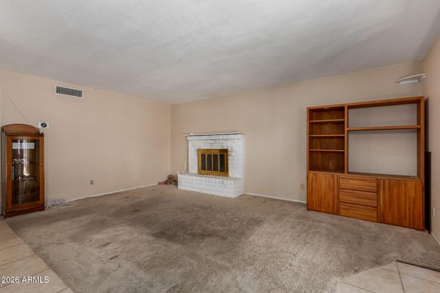 933 W OSAGE Avenue, Mesa, AZ 85210