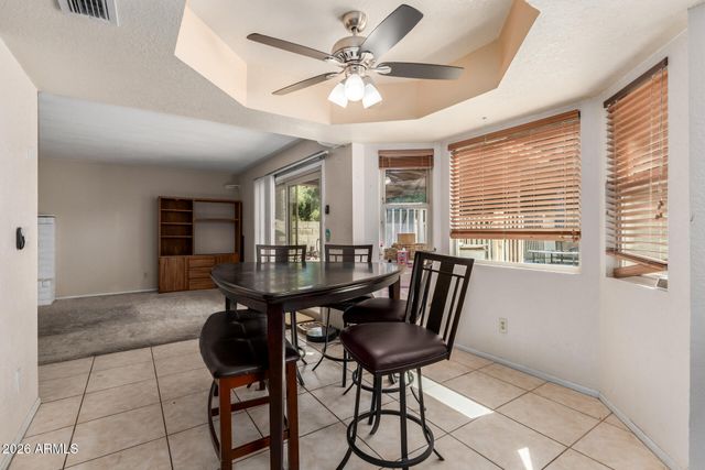 933 W OSAGE Avenue, Mesa, AZ 85210