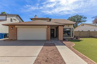 933 W OSAGE Avenue, Mesa, AZ 85210