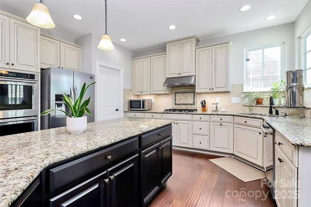4156 Green Park Court, Harrisburg, NC 28075