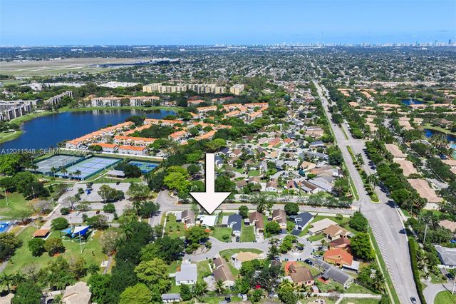 2411 SW 85th Ter, Miramar, FL 33025