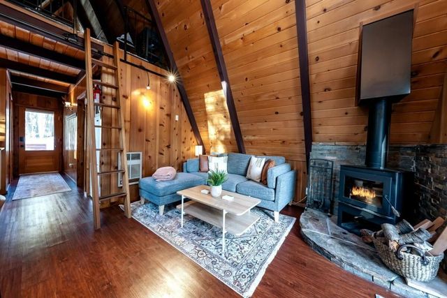 42101 Jeffrey Lane, Shaver Lake, CA 93664