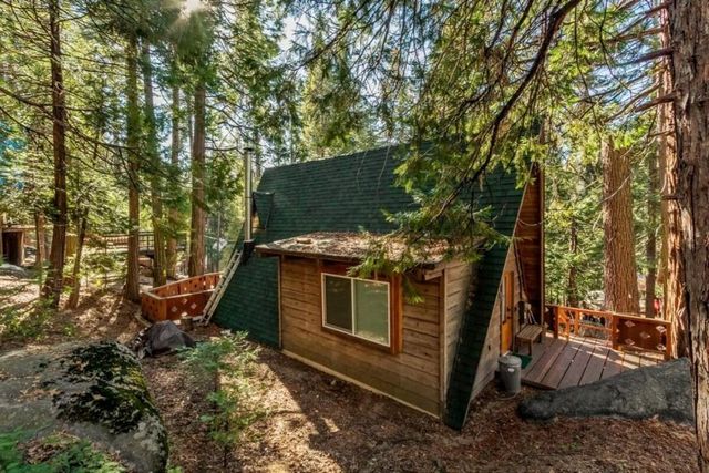 42101 Jeffrey Lane, Shaver Lake, CA 93664