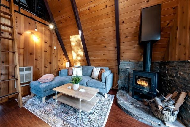 42101 Jeffrey Lane, Shaver Lake, CA 93664