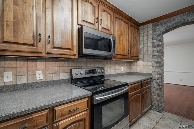 12443 COUNTRY CLUB, Northport, AL 35475