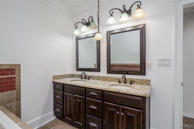 12443 COUNTRY CLUB, Northport, AL 35475