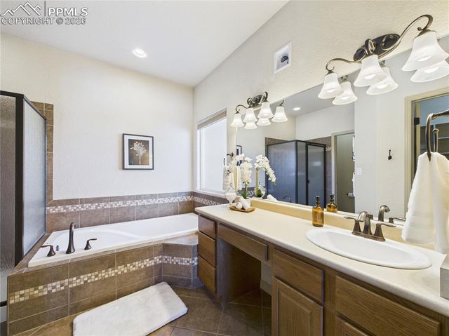 36 S Rolling Prairie Drive, Pueblo West, CO 81007