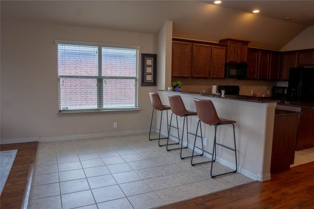 6956 Alcala, Grand Prairie, TX 75054