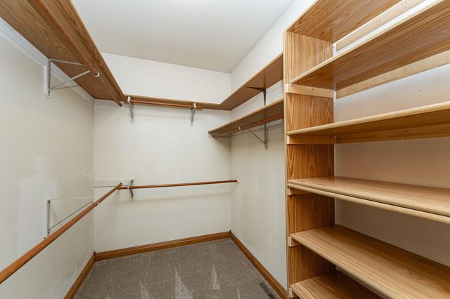 2310 Wilshire Lane NE, Rochester, MN 55906