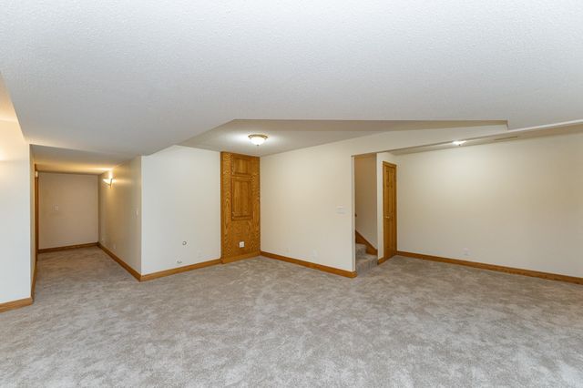 2310 Wilshire Lane NE, Rochester, MN 55906