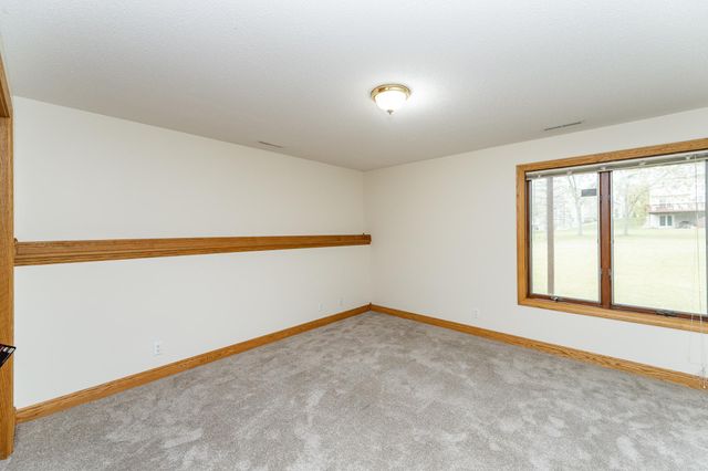2310 Wilshire Lane NE, Rochester, MN 55906