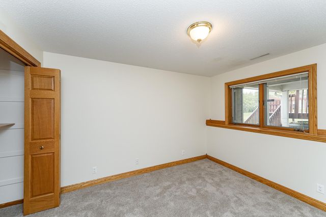 2310 Wilshire Lane NE, Rochester, MN 55906
