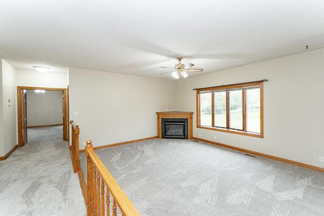2310 Wilshire Lane NE, Rochester, MN 55906