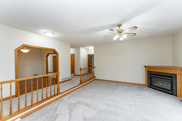 2310 Wilshire Lane NE, Rochester, MN 55906