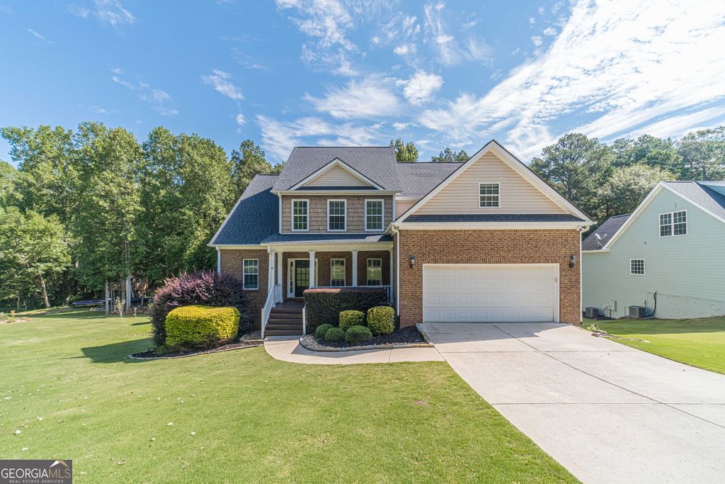 2104 Summit Court, Loganville, GA 30052