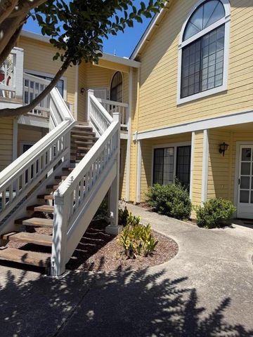 1105 Devonwood, Hercules, CA 94547